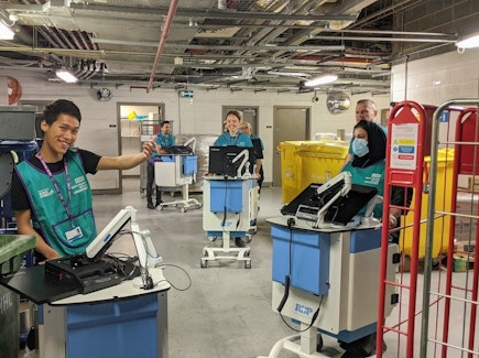 Helping with 15th floor move rlh1 49825332231 o